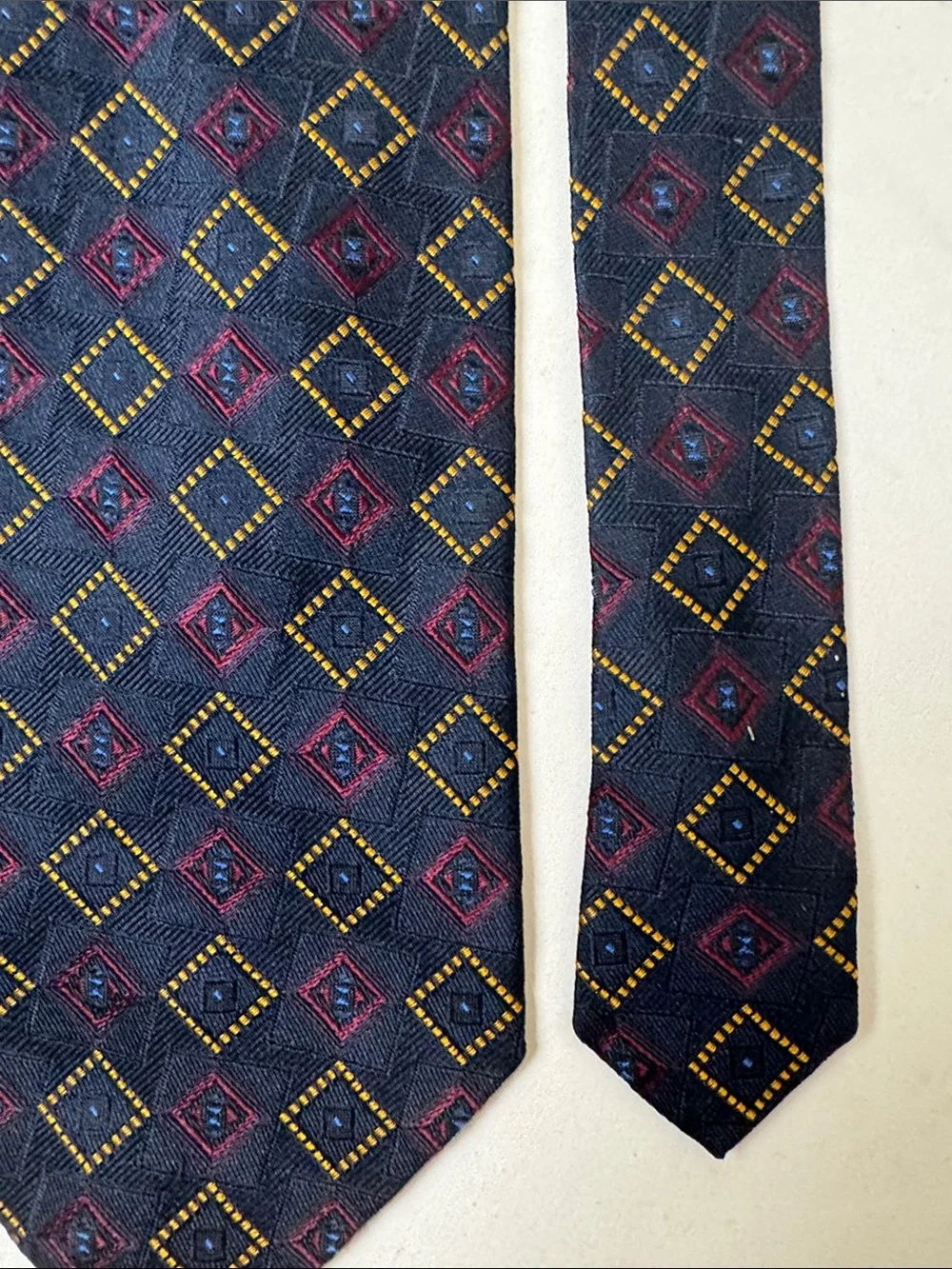 Mark Shale Men’s Necktie Navy Geometric Silk Tie Red & Gold Accents Jacquard